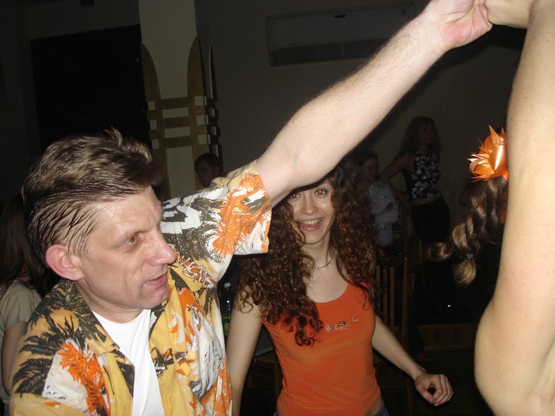 �������!